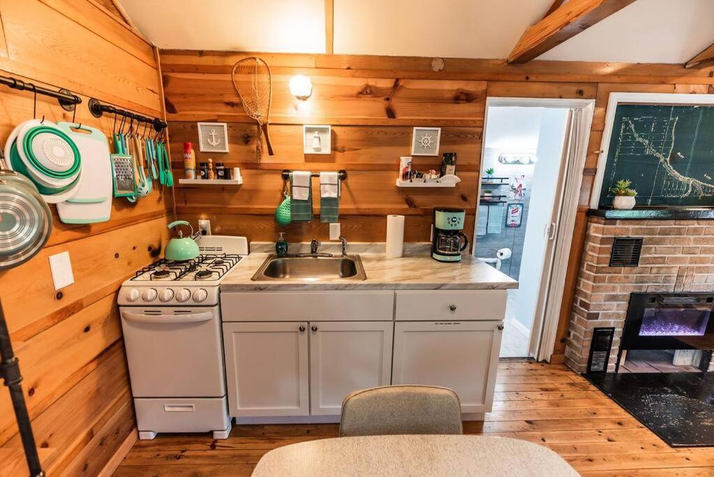 Big Blue Lake Cottages, Llc - Cottage #5 Holton Exterior foto